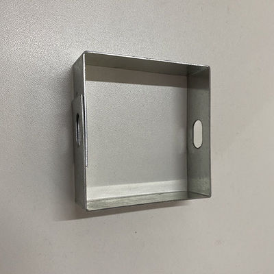 Aksesori Baki Kabel Galvanis OEM Braket Dukungan Baki Kabel Vertikal